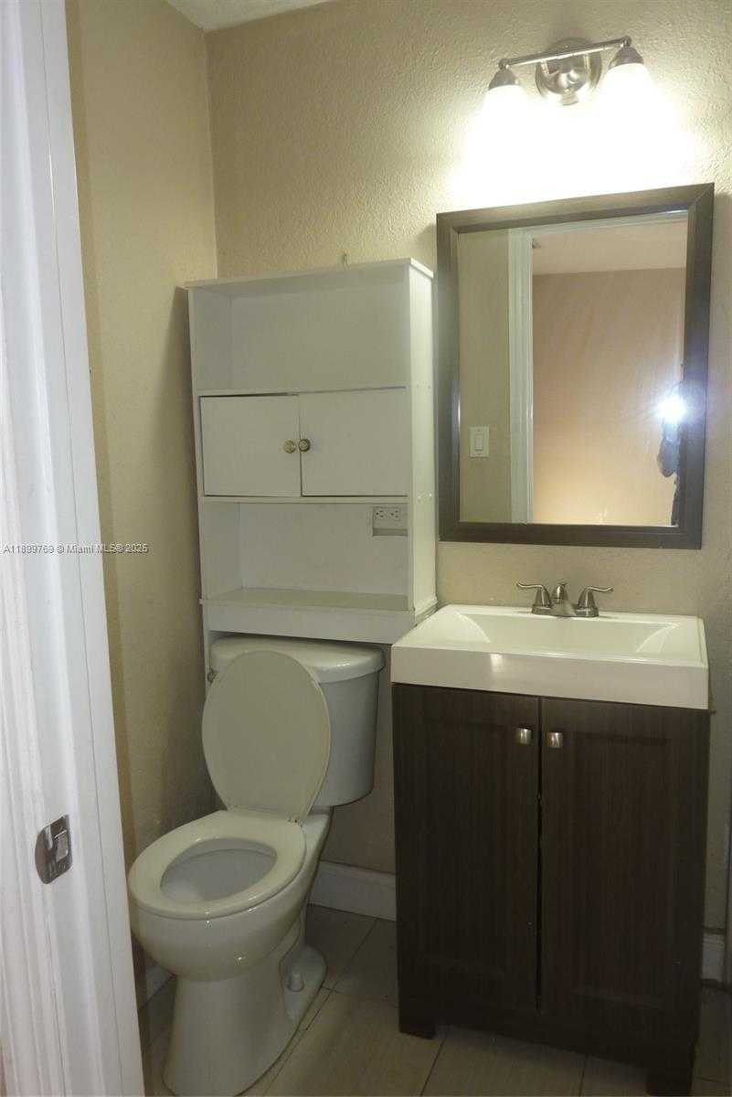 Small Image of 2545 NORTH WEST 59TH AVE, Margate Number 10