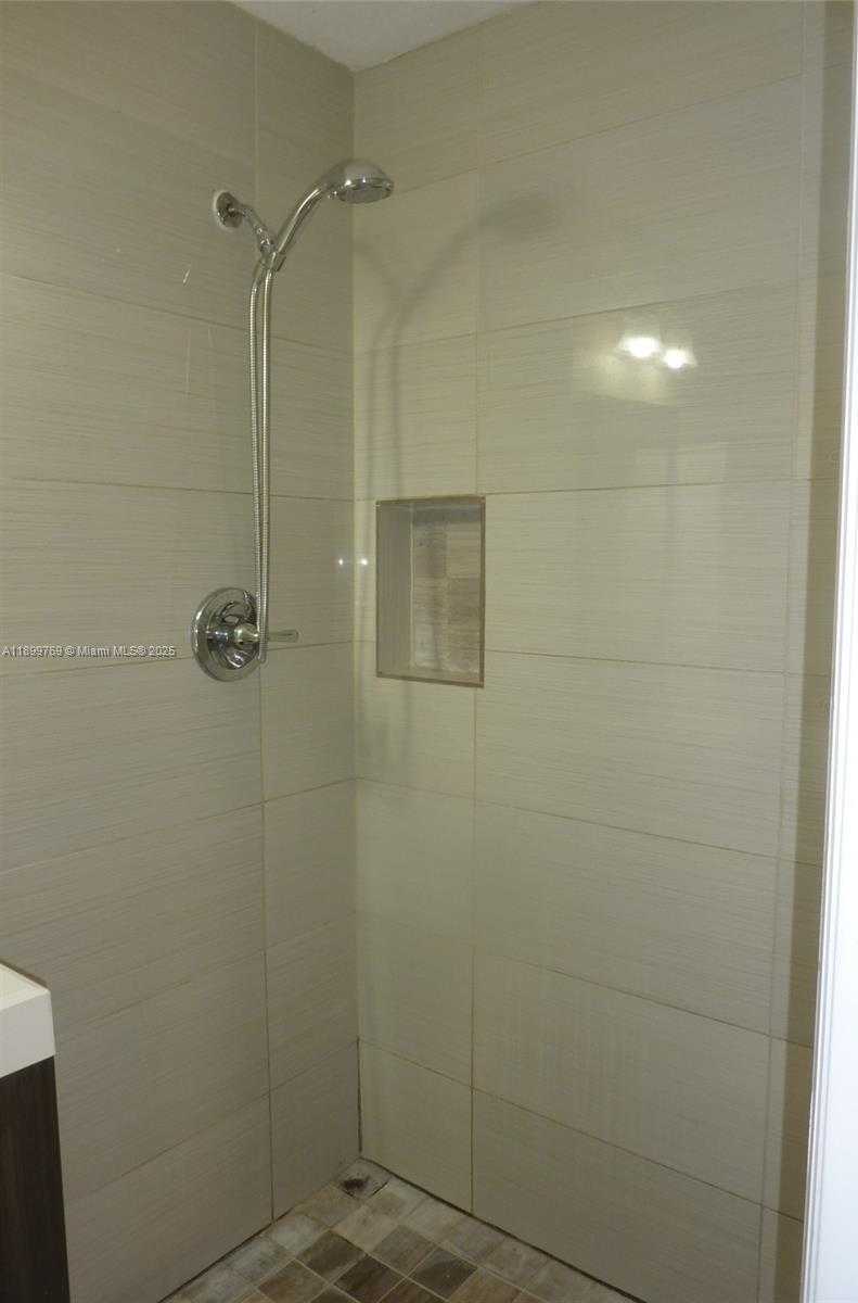 Small Image of 2545 NORTH WEST 59TH AVE, Margate Number 9