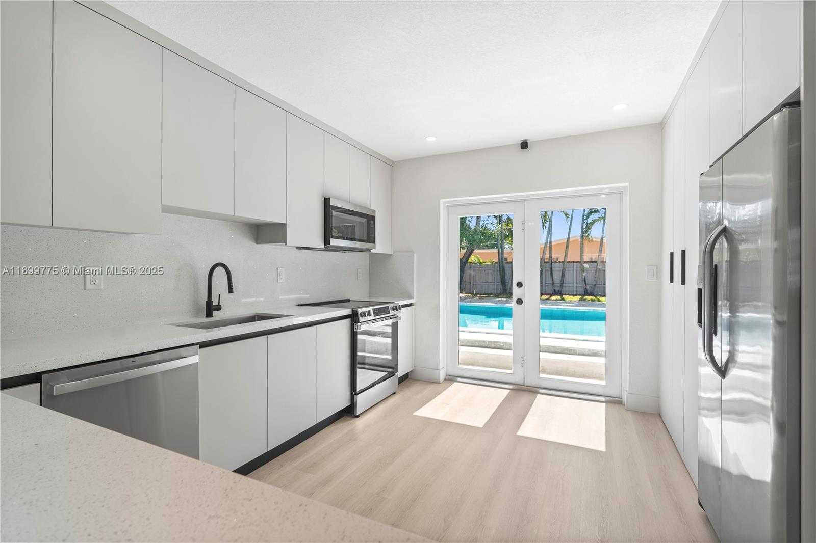 Small Image of 200 EAST 60TH ST, Hialeah Number 12