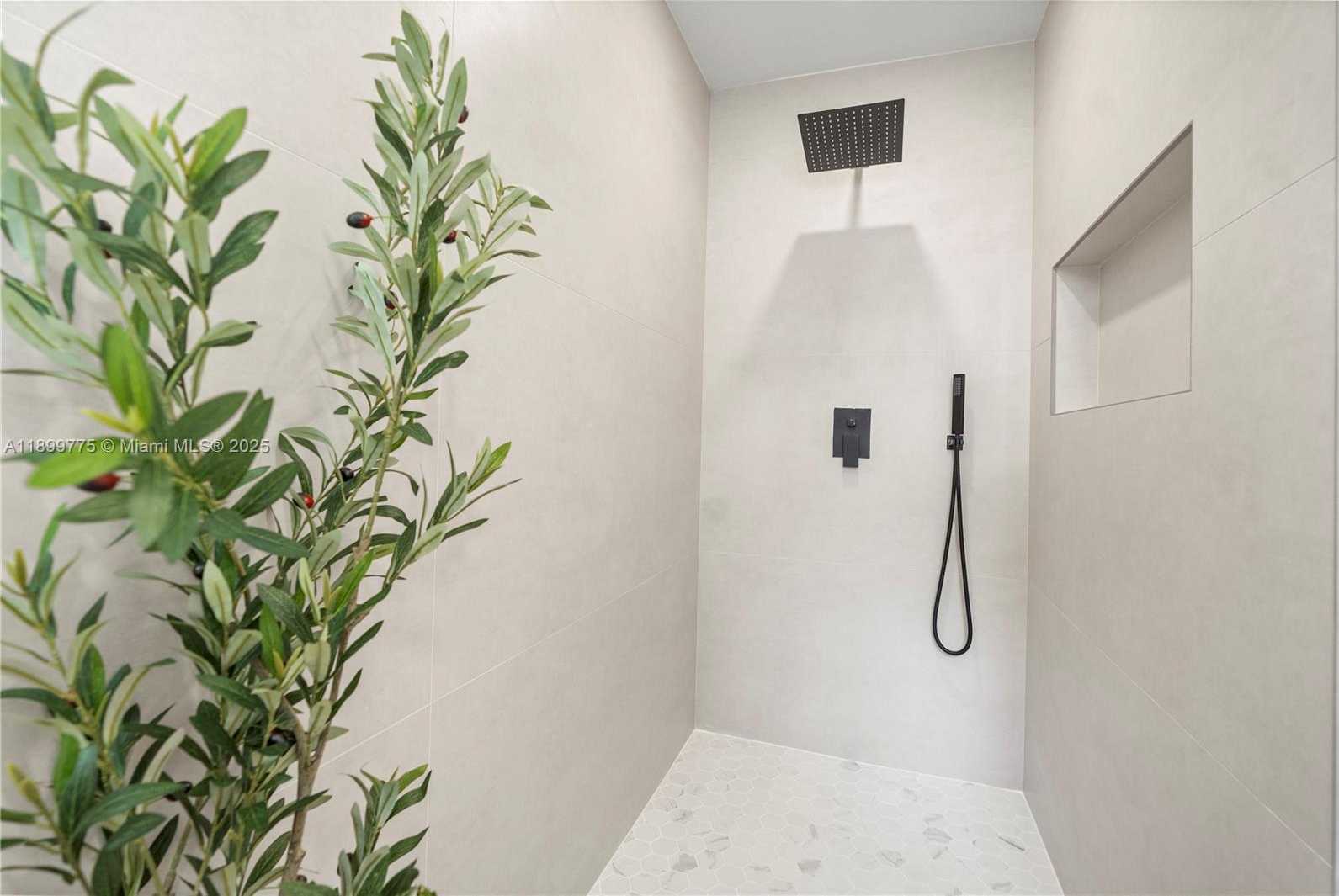 Small Image of 200 EAST 60TH ST, Hialeah Number 27