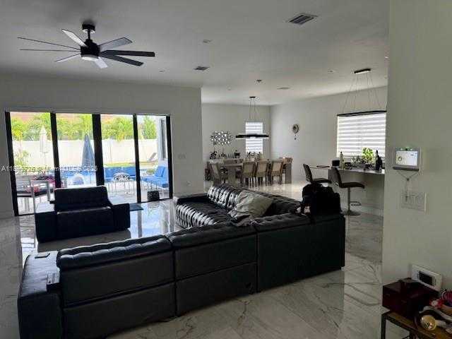 Small Image of 17755 SOUTH WEST 46TH ST, Miramar Number 6