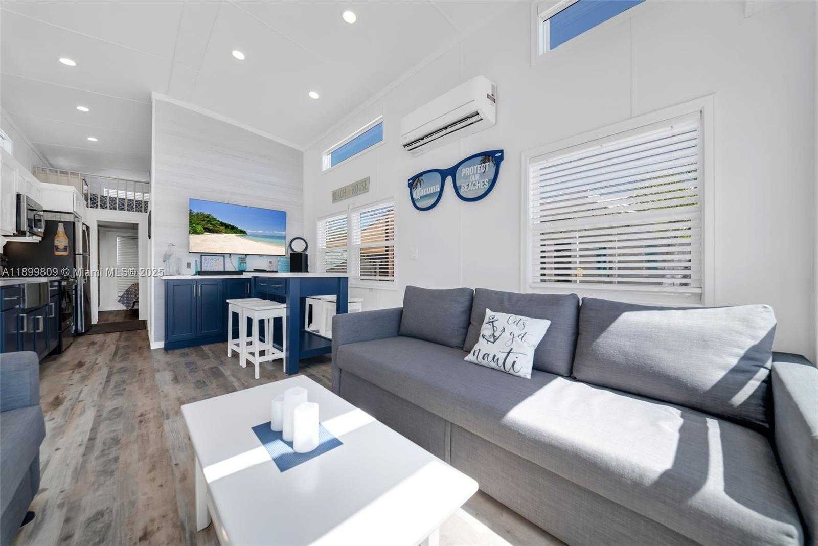 Small Image of 325 CALUSA ST LOT 318, Key Largo Number 15