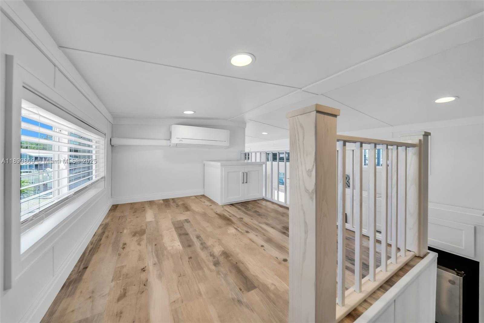 Small Image of 325 CALUSA ST LOT 318, Key Largo Number 23