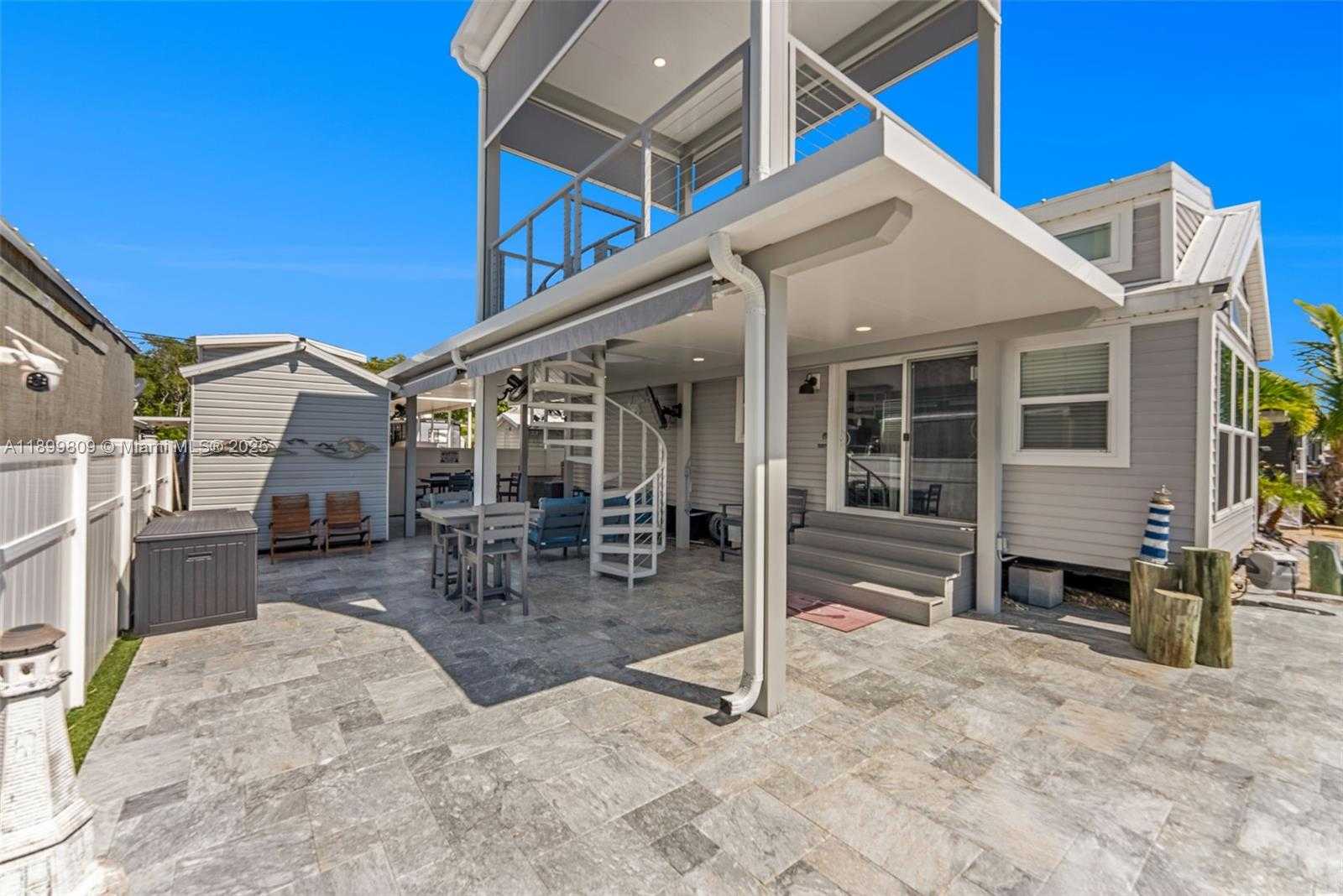 Small Image of 325 CALUSA ST LOT 318, Key Largo Number 9