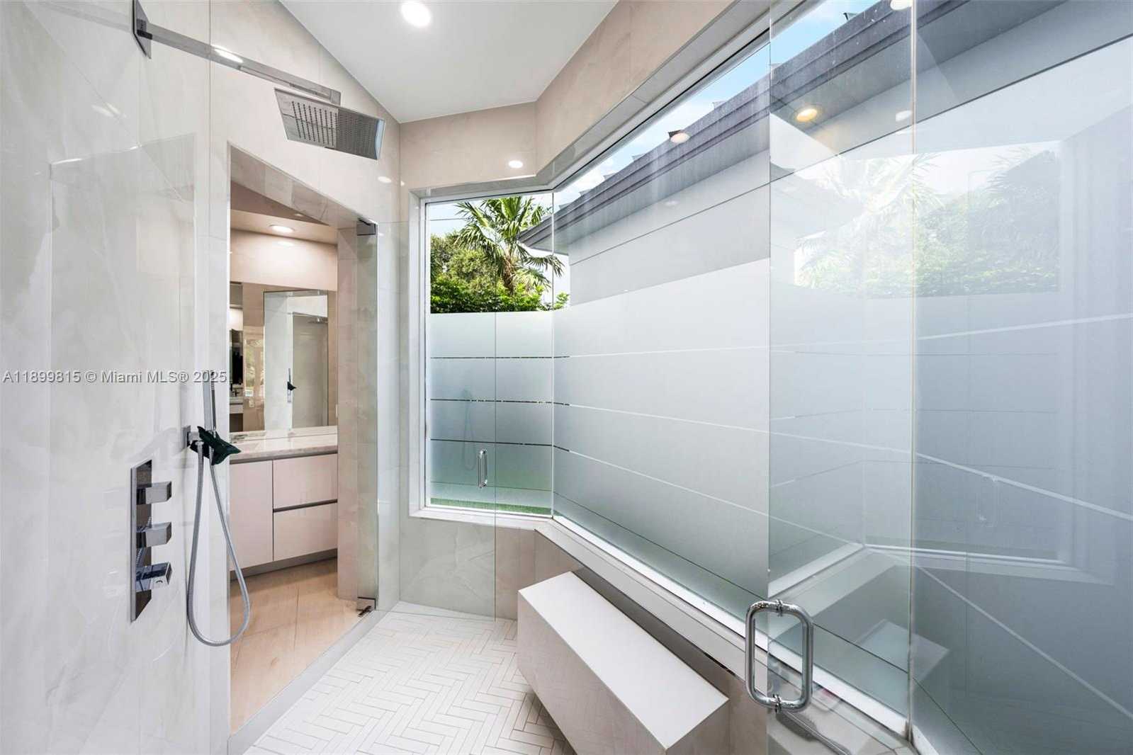 Small Image of 2800 NORTH EAST 40TH ST, Fort Lauderdale Number 49