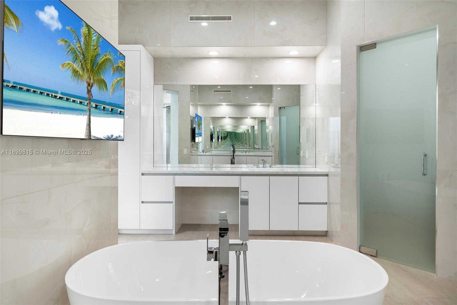 Small Image of 2800 NORTH EAST 40TH ST, Fort Lauderdale Number 52