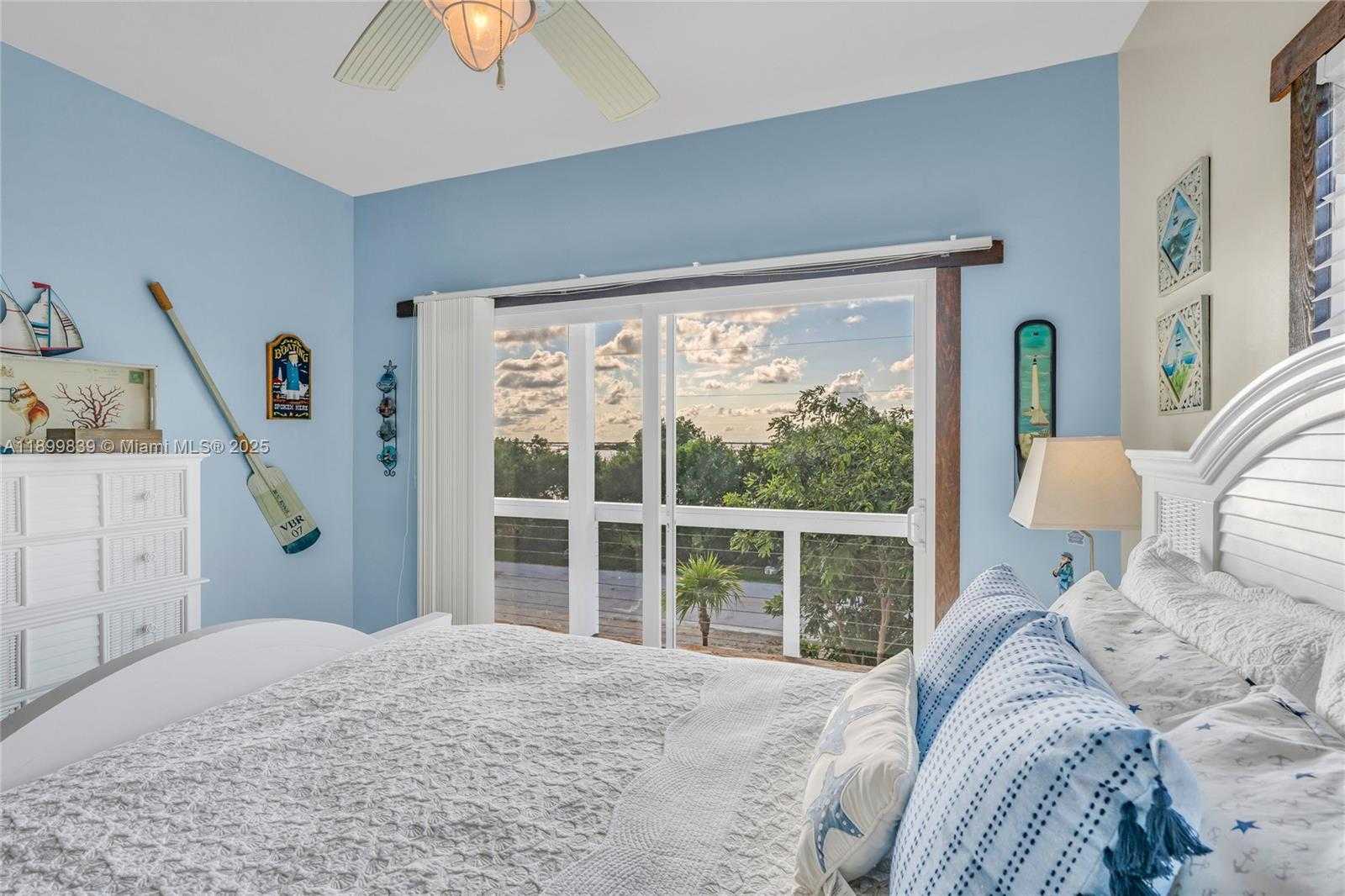 Small Image of 3831 SUNSET DR, Big Pine Number 23