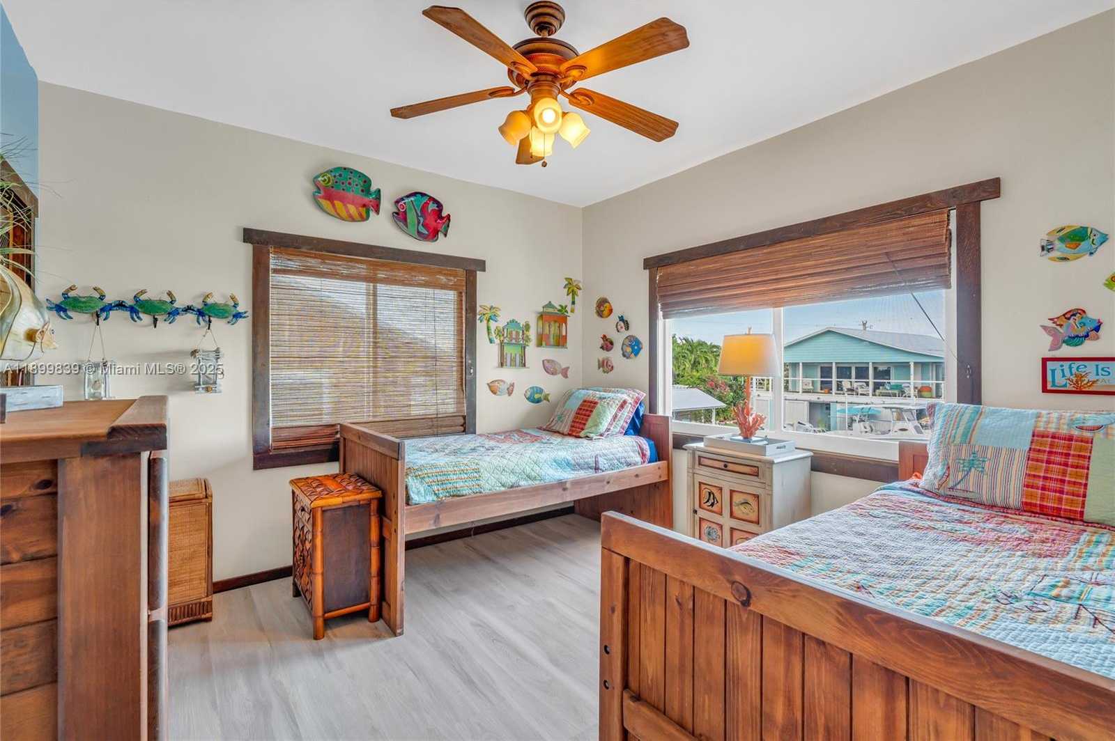 Small Image of 3831 SUNSET DR, Big Pine Number 28