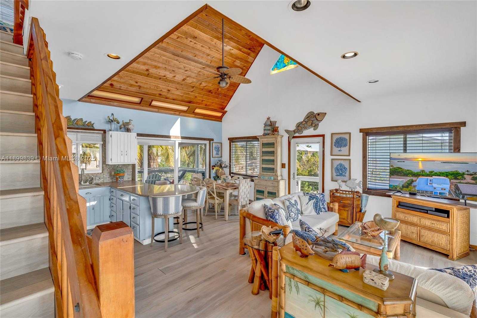 Small Image of 3831 SUNSET DR, Big Pine Number 29