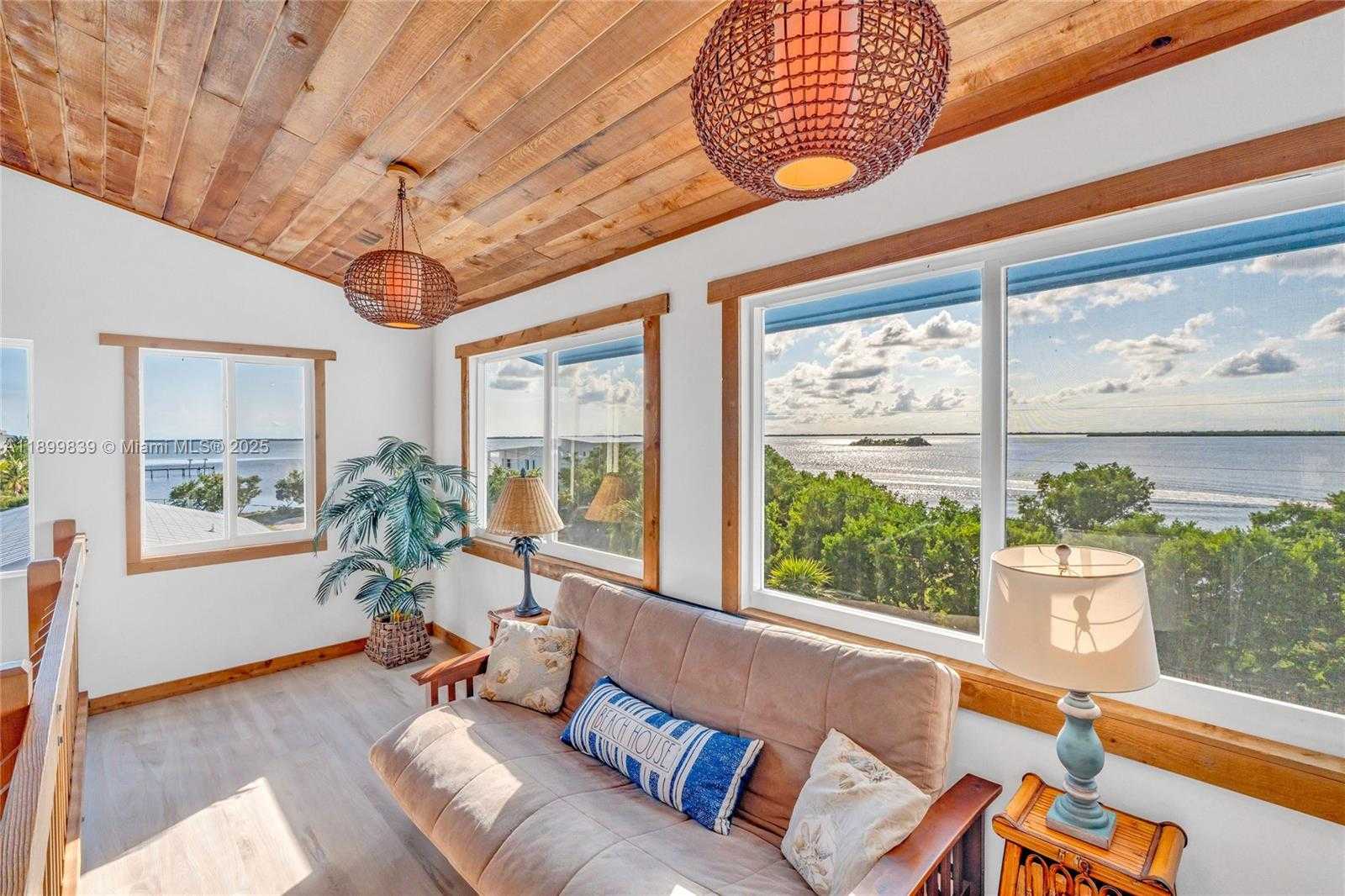 Small Image of 3831 SUNSET DR, Big Pine Number 40