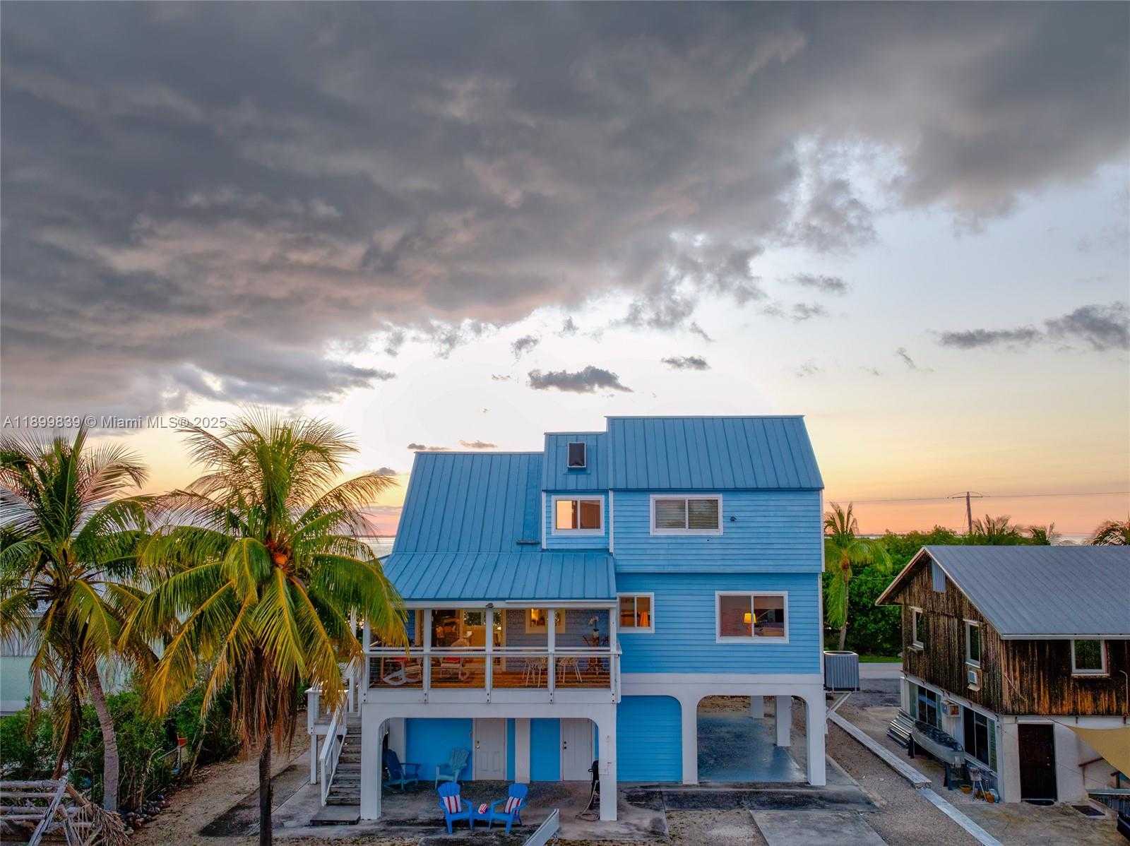 Small Image of 3831 SUNSET DR, Big Pine Number 43