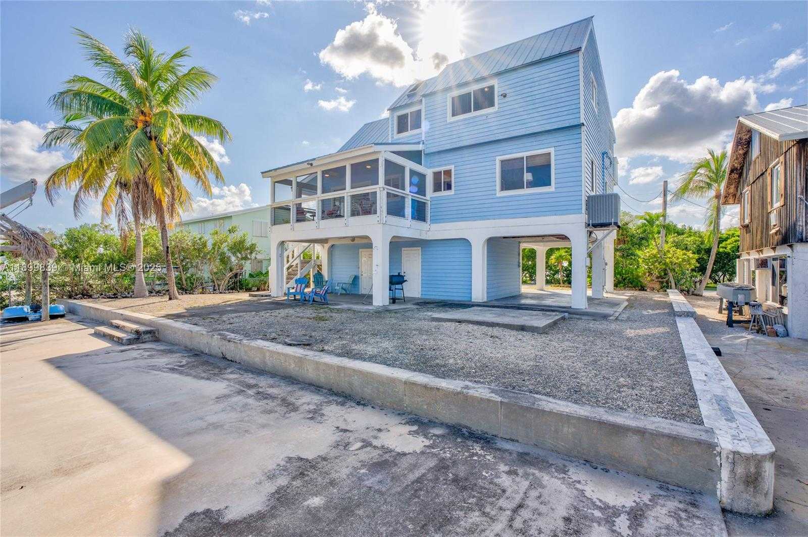 Small Image of 3831 SUNSET DR, Big Pine Number 46