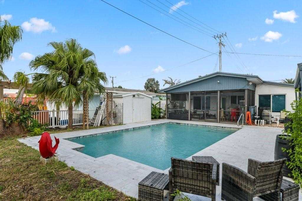 Small Image of 709 NORTH WEST 7TH ST, Dania Beach Number 32