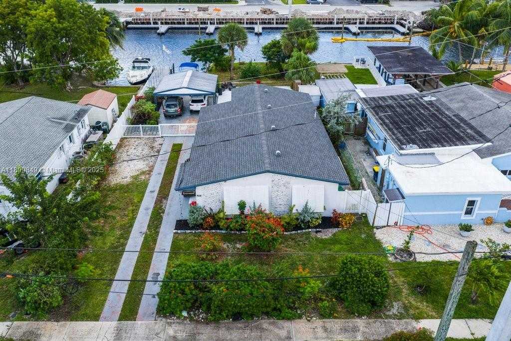 Small Image of 709 NORTH WEST 7TH ST, Dania Beach Number 43