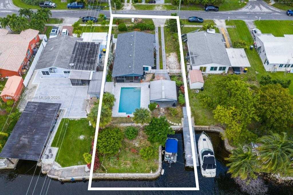 Small Image of 709 NORTH WEST 7TH ST, Dania Beach Number 45