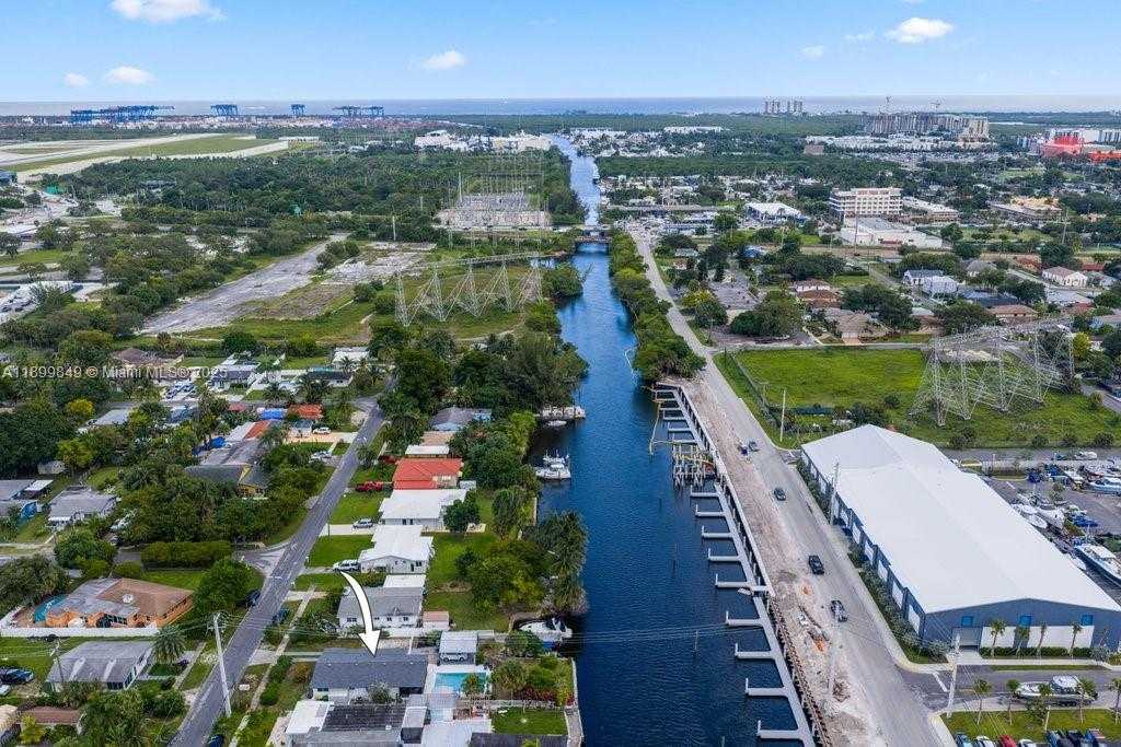 Small Image of 709 NORTH WEST 7TH ST, Dania Beach Number 49