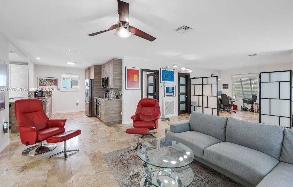 Small Image of 709 NORTH WEST 7TH ST, Dania Beach Number 8