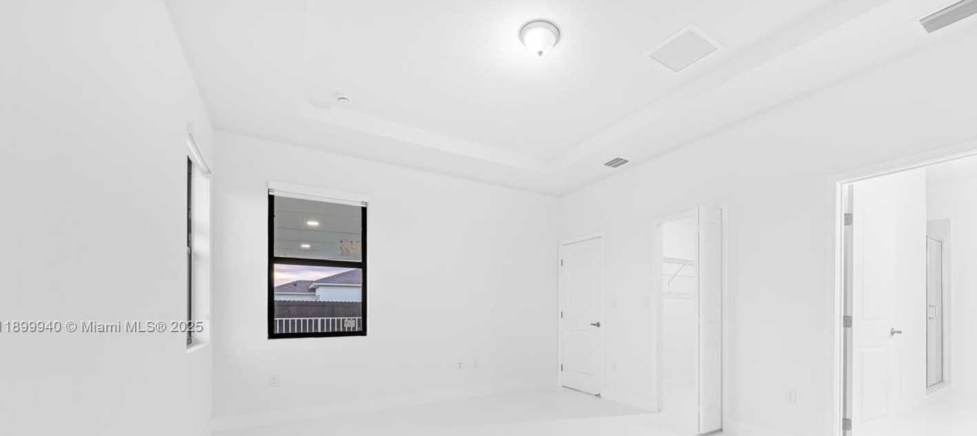 Small Image of 19504 SOUTH WEST 324TH ST, Homestead Number 14