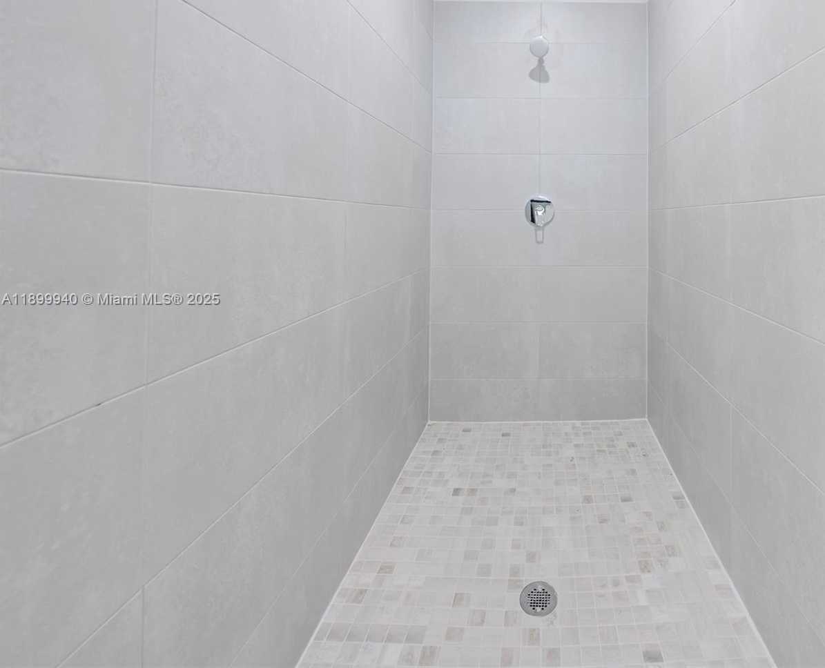 Small Image of 19504 SOUTH WEST 324TH ST, Homestead Number 19