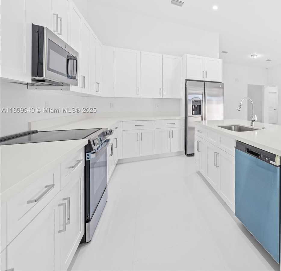 Small Image of 19504 SOUTH WEST 324TH ST, Homestead Number 24
