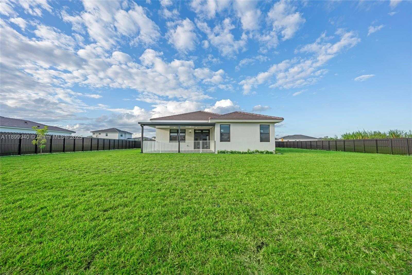 Small Image of 19504 SOUTH WEST 324TH ST, Homestead Number 44