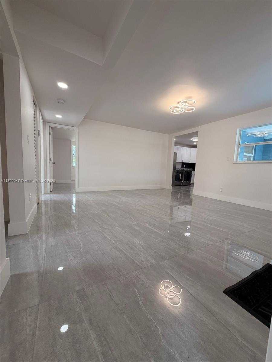 Small Image of 809 NORTH WEST 12TH AVE, Fort Lauderdale Number 14