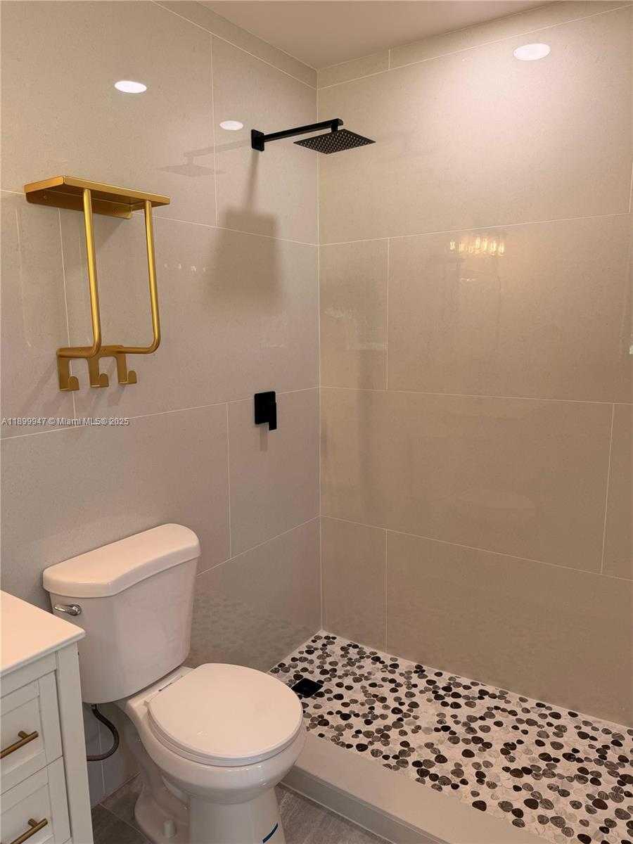 Small Image of 809 NORTH WEST 12TH AVE, Fort Lauderdale Number 28