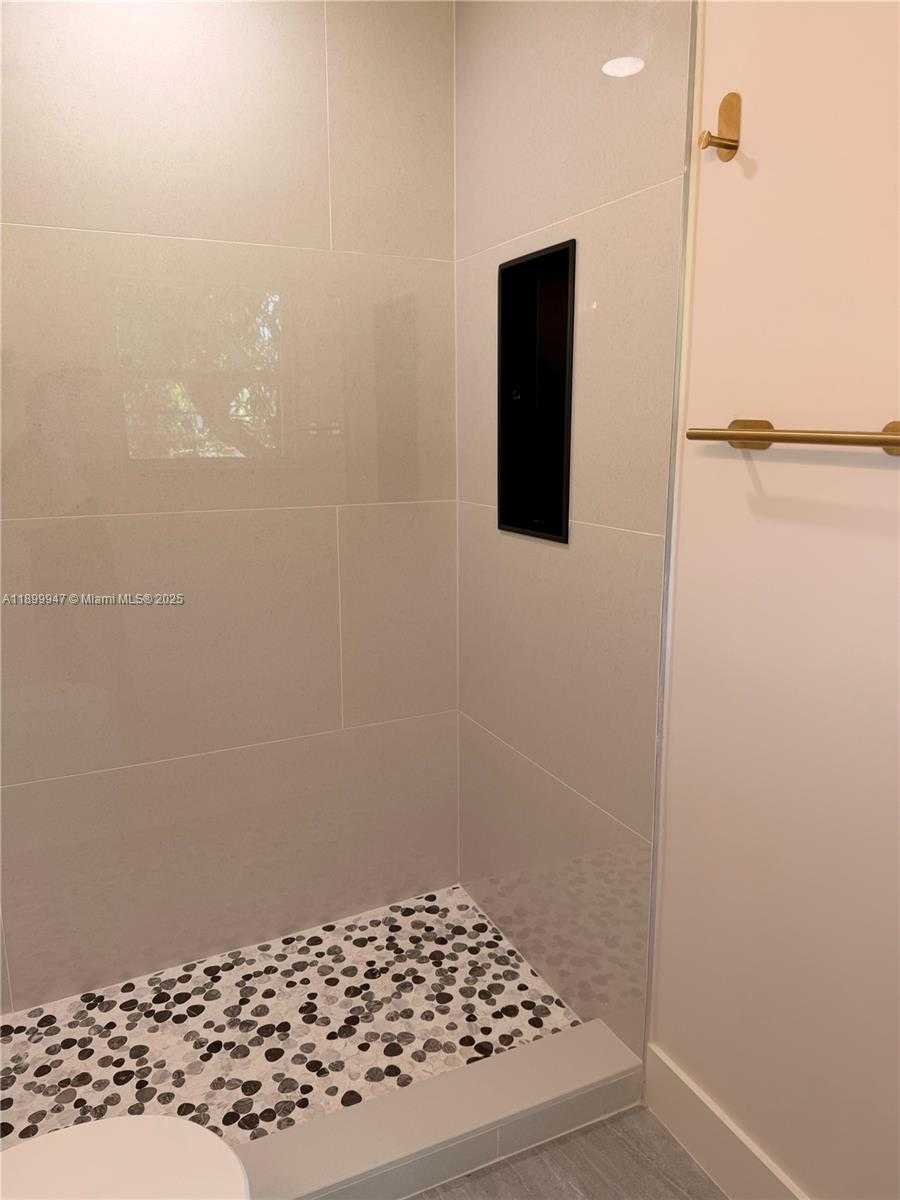 Small Image of 809 NORTH WEST 12TH AVE, Fort Lauderdale Number 29