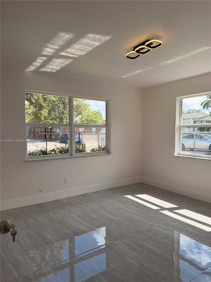 Small Image of 809 NORTH WEST 12TH AVE, Fort Lauderdale Number 38
