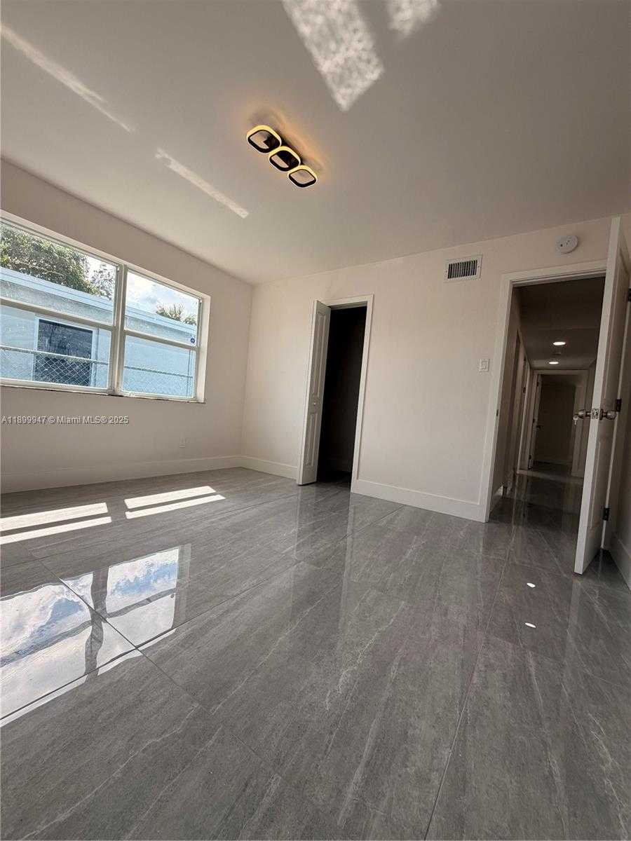 Small Image of 809 NORTH WEST 12TH AVE, Fort Lauderdale Number 39