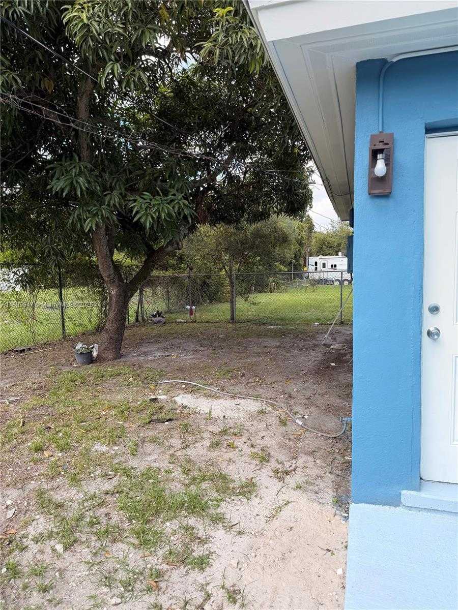 Small Image of 809 NORTH WEST 12TH AVE, Fort Lauderdale Number 6
