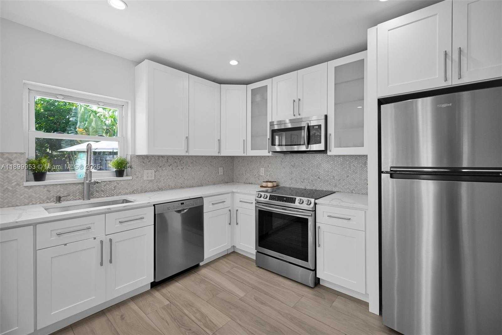 Small Image of 1315 NORTH EAST 16TH AVE, Fort Lauderdale Number 13