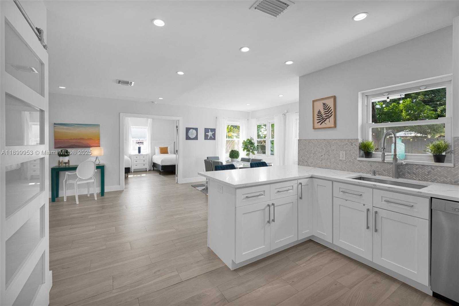 Small Image of 1315 NORTH EAST 16TH AVE, Fort Lauderdale Number 32