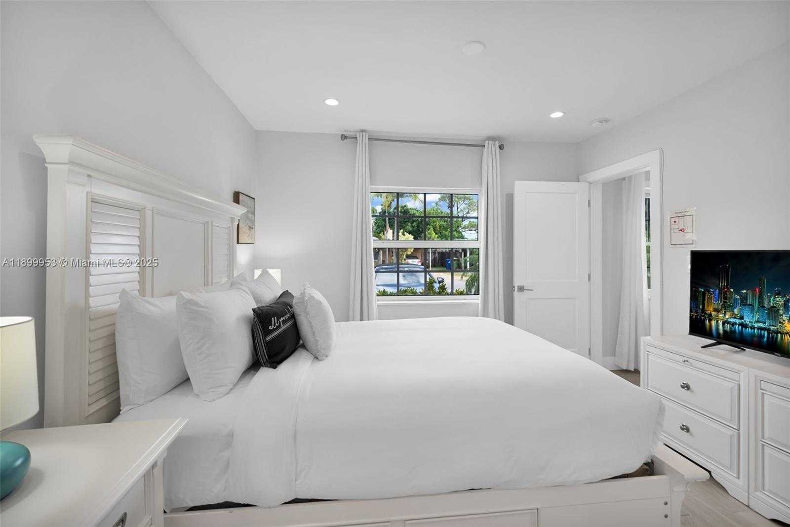Small Image of 1315 NORTH EAST 16TH AVE, Fort Lauderdale Number 9