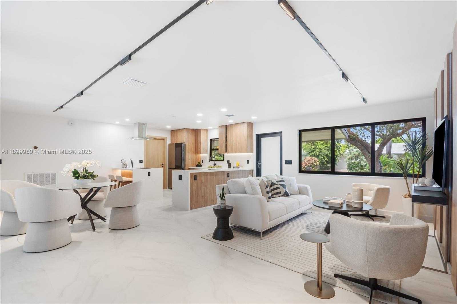 Small Image of 2020 NORTH EAST 54TH, Fort Lauderdale Number 4