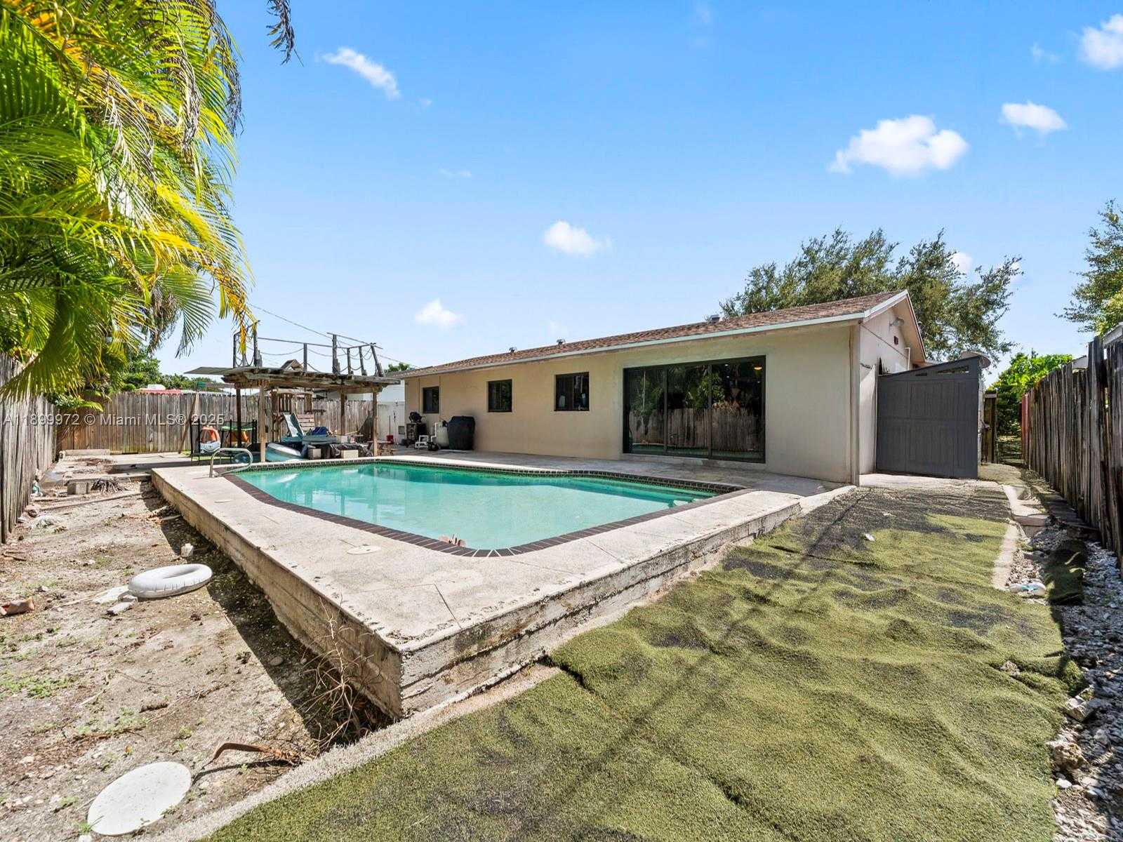 Small Image of 10415 SOUTH WEST 200TH ST, Cutler Bay Number 29