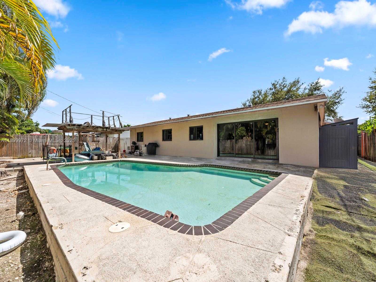 Small Image of 10415 SOUTH WEST 200TH ST, Cutler Bay Number 30