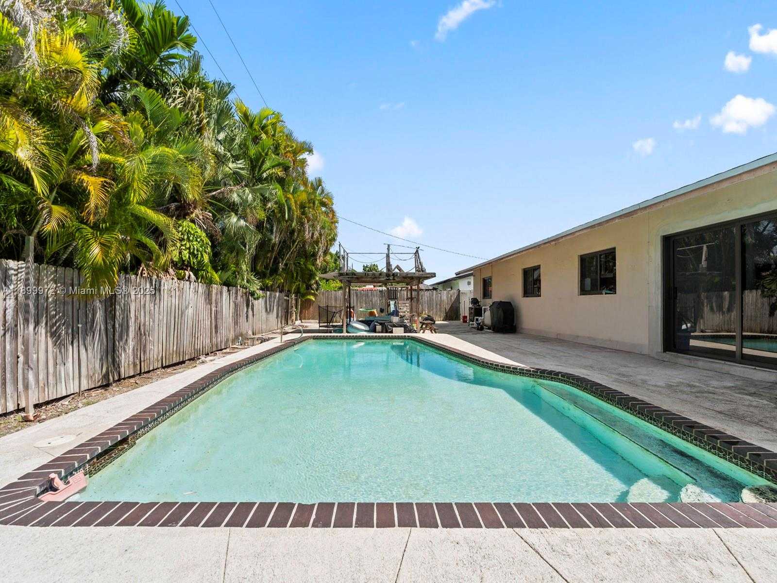 Small Image of 10415 SOUTH WEST 200TH ST, Cutler Bay Number 32