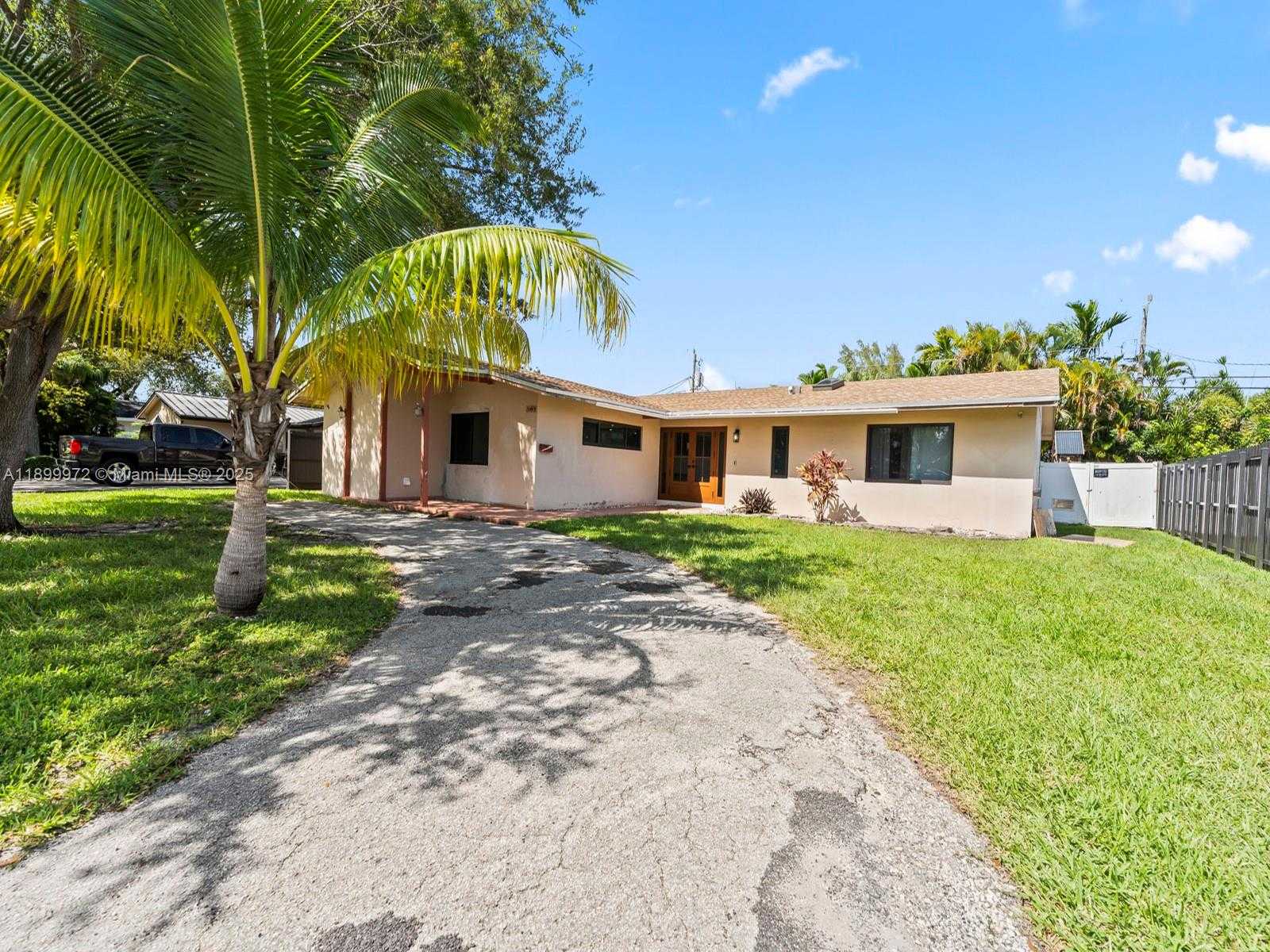 Small Image of 10415 SOUTH WEST 200TH ST, Cutler Bay Number 36