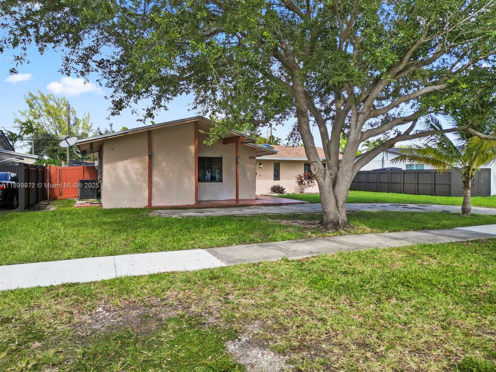 Small Image of 10415 SOUTH WEST 200TH ST, Cutler Bay Number 39