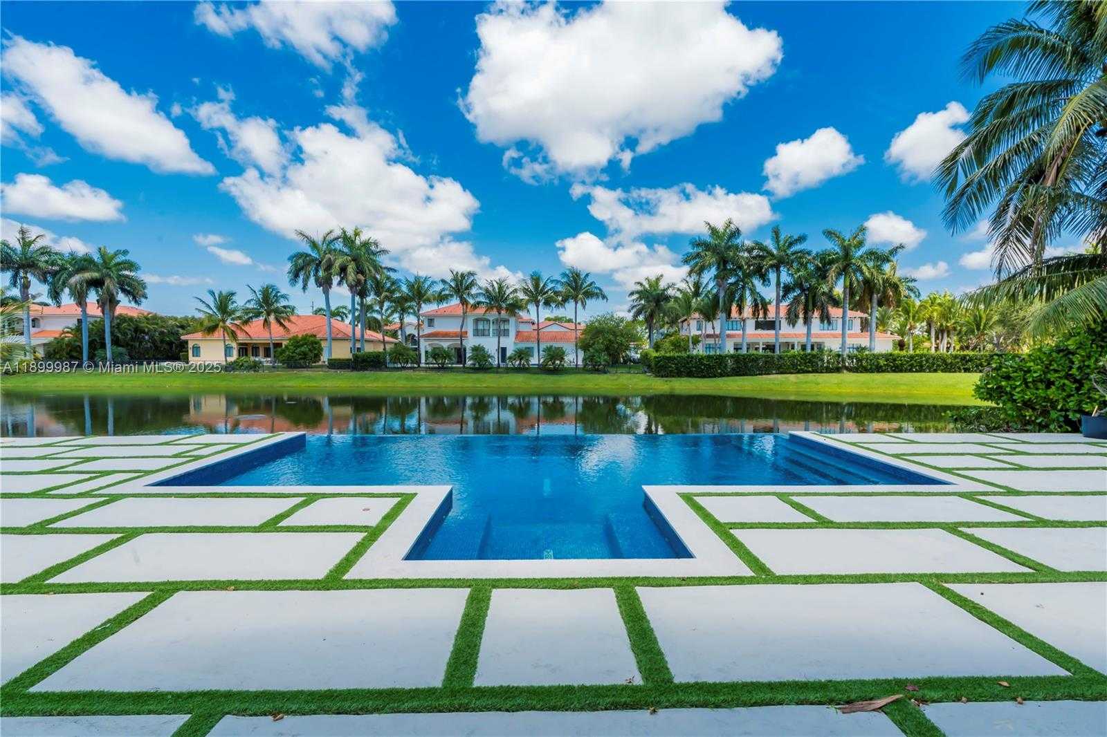 Small Image of 19512 SOUTH WEST 79TH PL, Cutler Bay Number 8