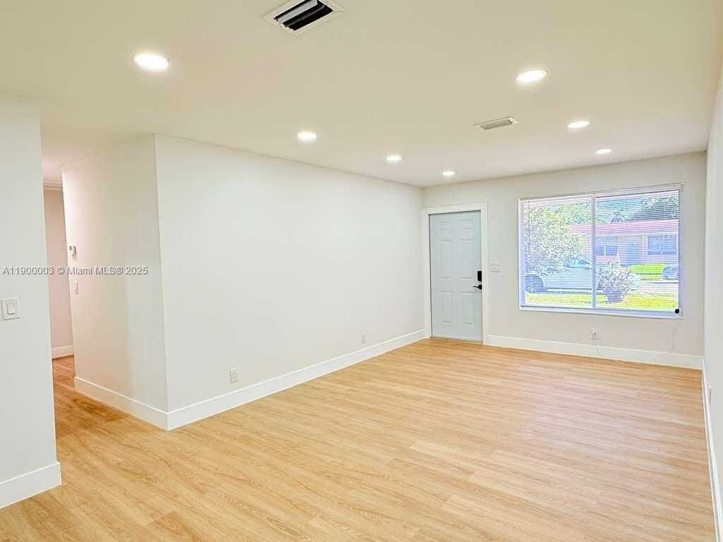 Small Image of 3241 NORTH WEST 16TH ST, Lauderhill Number 22