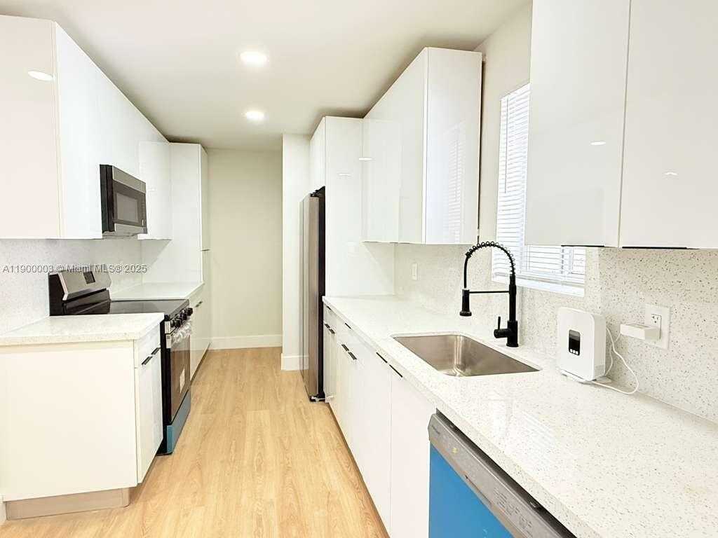 Small Image of 3241 NORTH WEST 16TH ST, Lauderhill Number 4