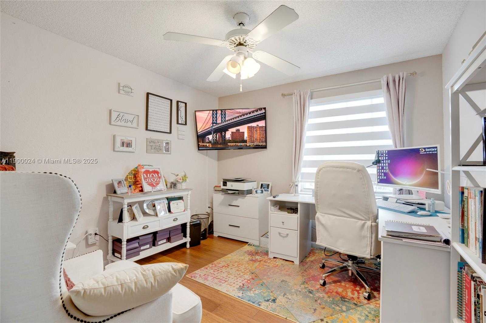 Small Image of 15865 NORTH WEST 7TH ST, Pembroke Pines Number 29