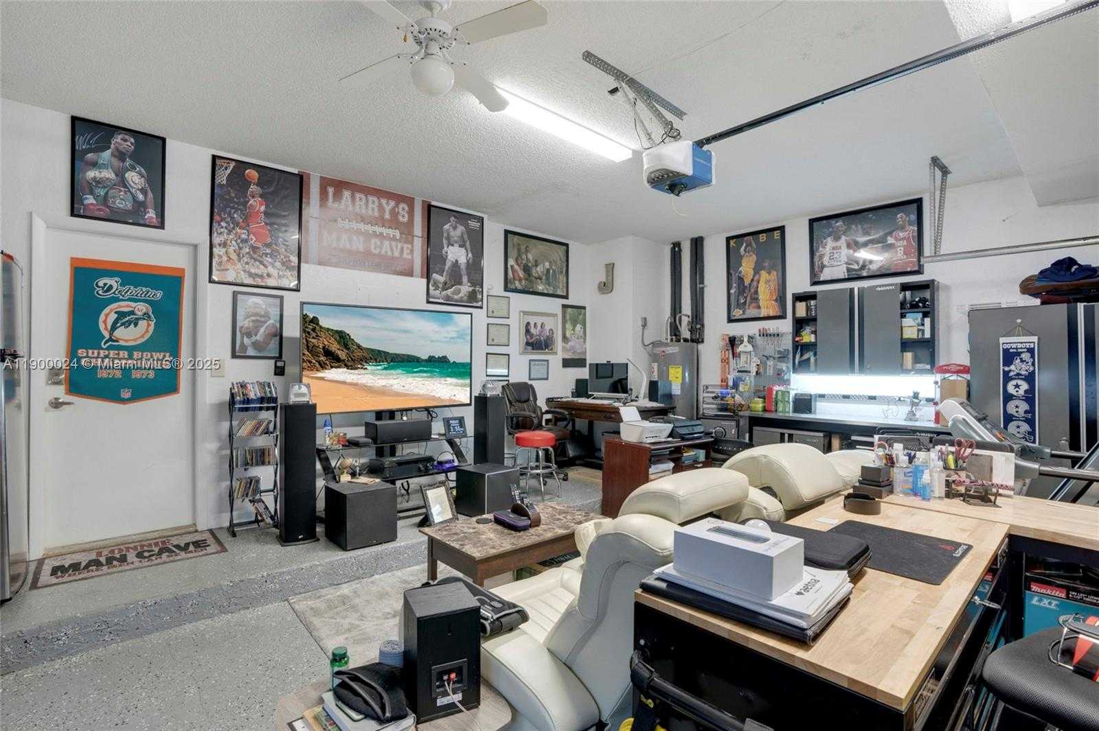 Small Image of 15865 NORTH WEST 7TH ST, Pembroke Pines Number 31