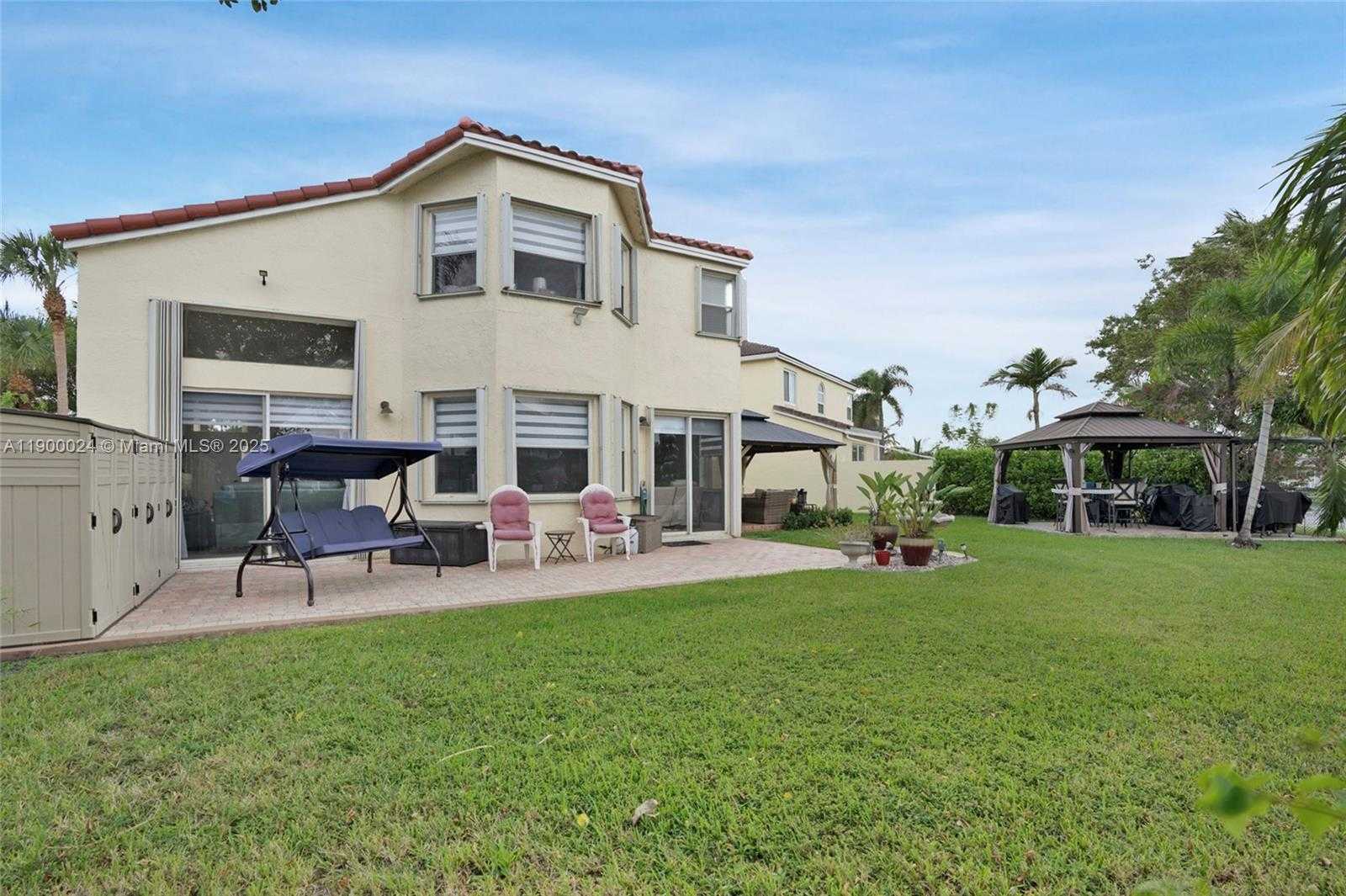 Small Image of 15865 NORTH WEST 7TH ST, Pembroke Pines Number 33