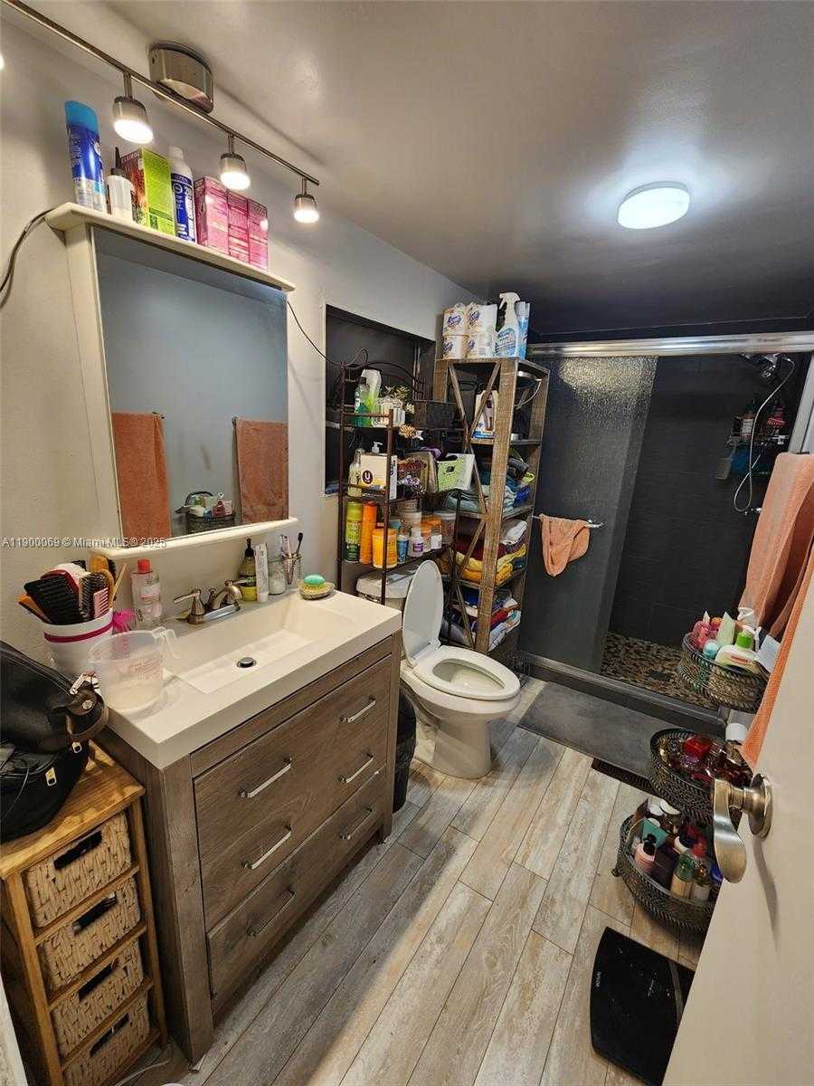 Small Image of 21640 NORTH WEST 3RD ST, Pembroke Pines Number 15