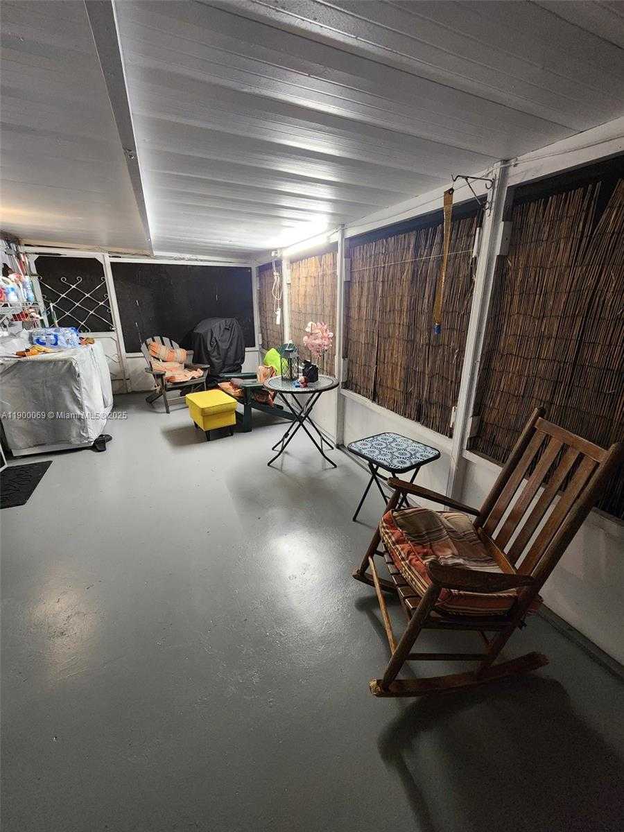 Small Image of 21640 NORTH WEST 3RD ST, Pembroke Pines Number 23