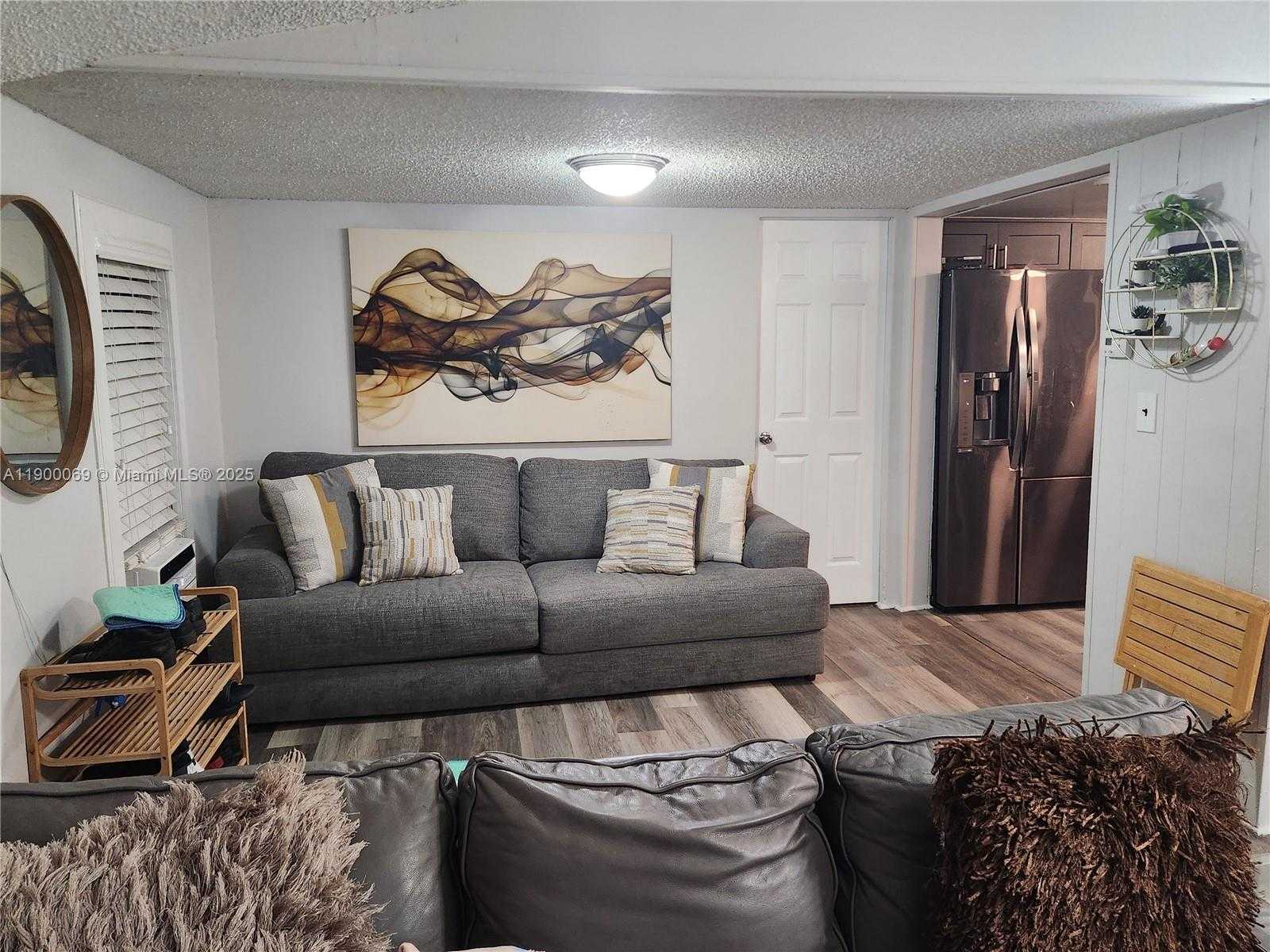 Small Image of 21640 NORTH WEST 3RD ST, Pembroke Pines Number 6