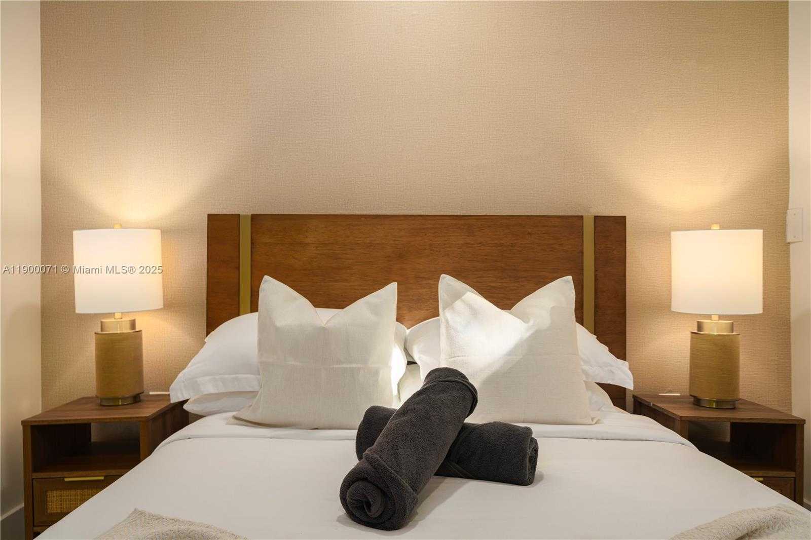 Small Image of 474 PENINSULA DR, Fort Pierce Number 31